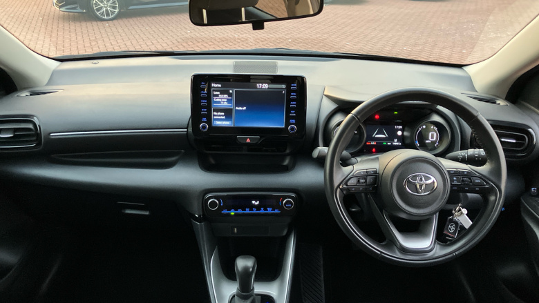 Toyota Yaris 1.5 Hybrid Design 5dr CVT Hybrid Hatchback